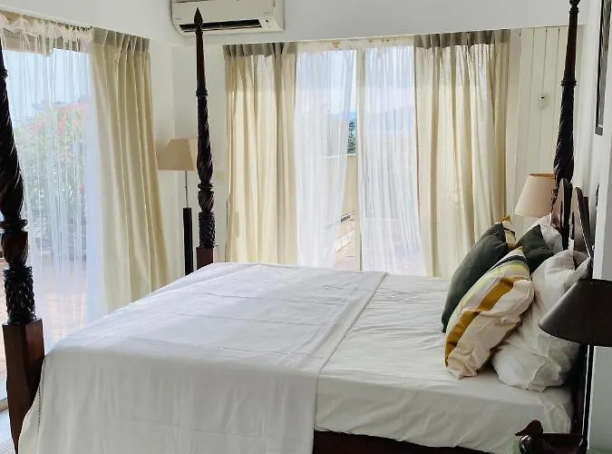 Panoramic Sea View Penthouse With Jacuzzi And 450 Sqm Terrace Lejlighed *