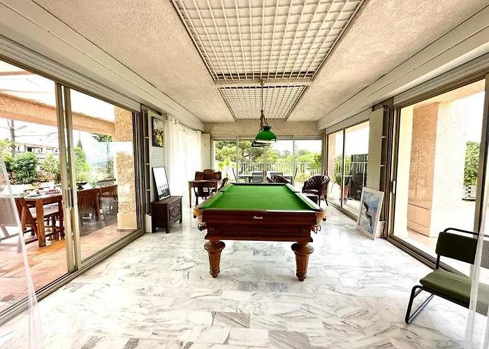 Panoramic Sea View Penthouse With Jacuzzi And 450 Sqm Terrace Antibes